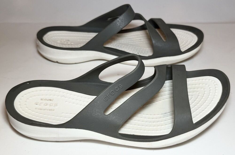 Crocs Swiftwater Sandals Women’s Size 5 Gray White Lightweight Comfort Slip-On